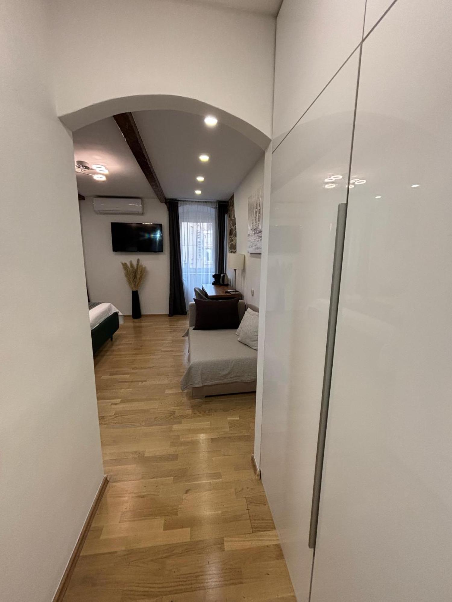 Palace Luxury Room سبليت المظهر الخارجي الصورة