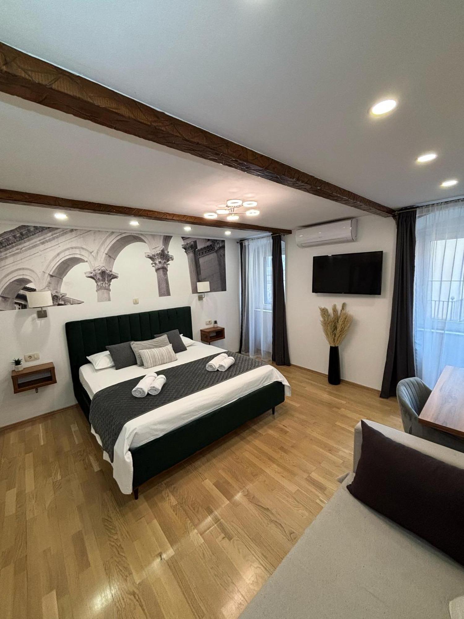 Palace Luxury Room سبليت المظهر الخارجي الصورة